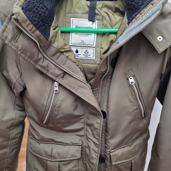 A&F Winter jacket - Picture 1 of 2